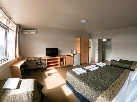 Highway One Motel - Cruises Travel 31