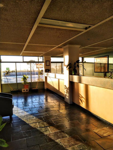 Highway One Motel - Cruises Travel 0