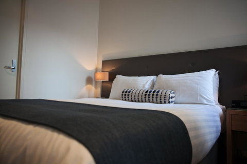 Mawson Lakes Hotel - Travel Search 2