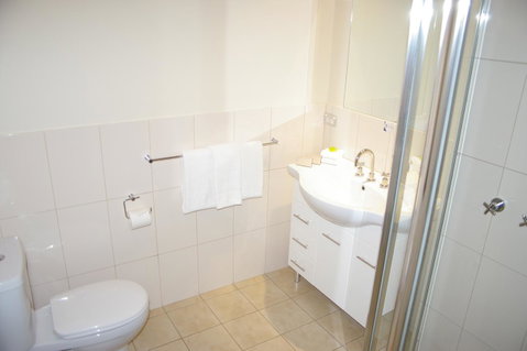 Mawson Lakes Hotel - Travel Search 28