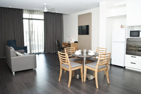 Mawson Lakes Hotel - Travel Search 10
