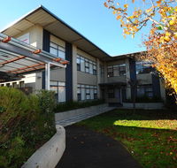 Glenelg Holiday Apartments-Ellis