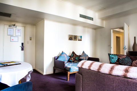 Hotel Richmond On Rundle Mall - Travel Search 20