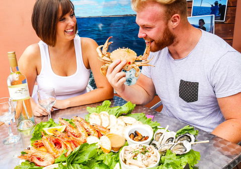 Port Lincoln Studio Apartments - Cruises Travel 14