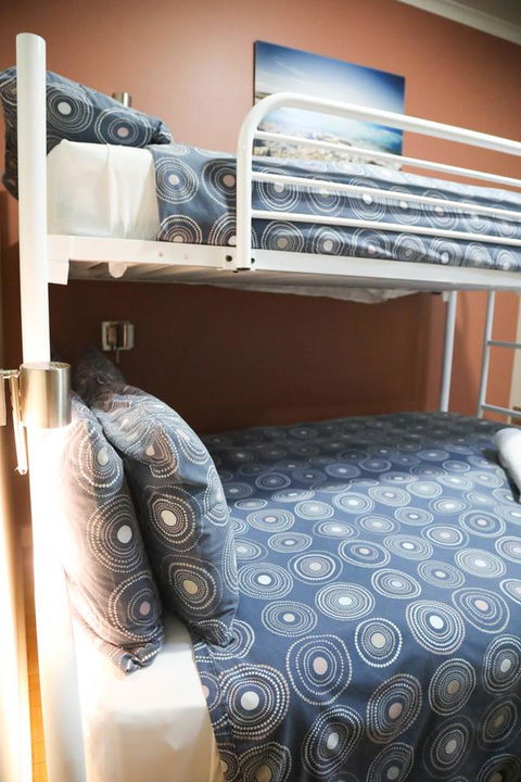 Port Lincoln Studio Apartments - Cruises Travel 1