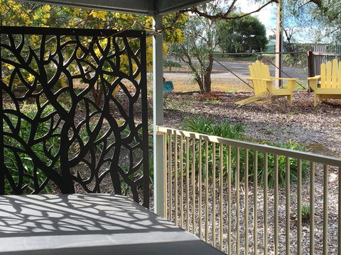 One Tree Bed And Breakfast - Travel Search 5