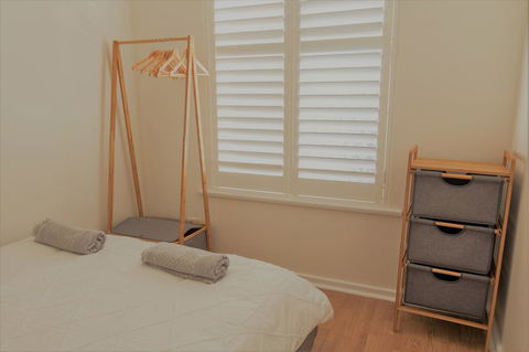 Henley Beach South, Amazing Views, Huge Private Balcony! - Travel Search 13