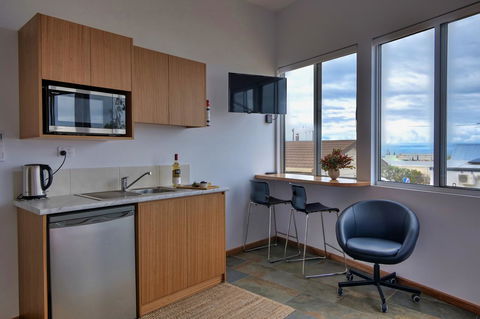 Cloudscape Apartment No 2 - Travel Search 2