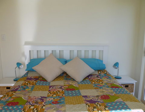 Ashendens At Penneshaw - Travel Search 10