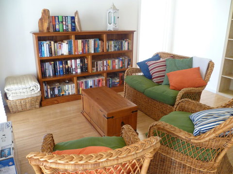 Ashendens At Penneshaw - Travel Search 11