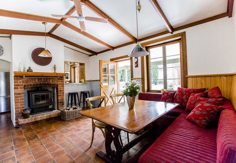 Grand Cru Estate Homestead - Tourism Guide 3