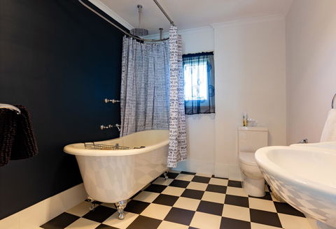 Bilyara House - Travel Search 12