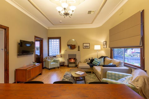 Bilyara House - Travel Search 4