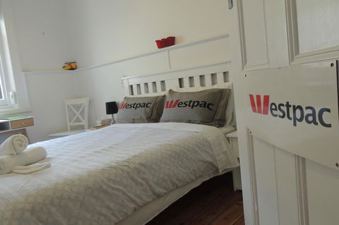 Wozza's B&B - Travel Search 34