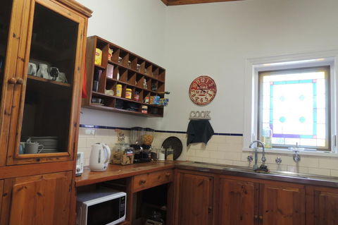 Wozza's B&B - Travel Search 41