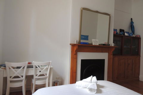 Wozza's B&B - Travel Search 29