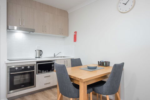 Jurien Bay Motel Apartments - Travel Search 12