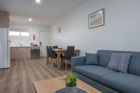 Jurien Bay Motel Apartments - Travel Search 7