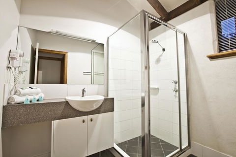 Chandlers Smiths Beach Villas - Travel Search 8