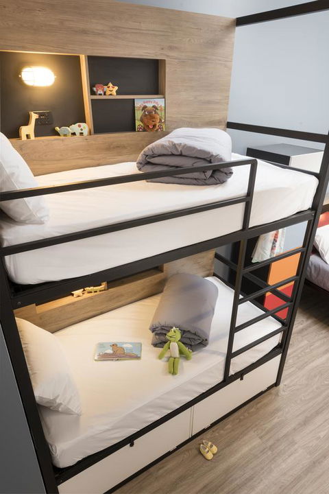 Hostel G Perth - Travel Agents 29