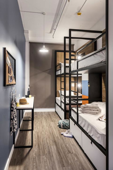 Hostel G Perth - Travel Agents 22