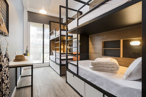 Hostel G Perth - Travel Agents 21