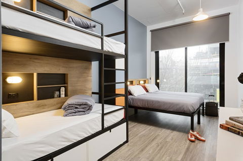 Hostel G Perth - Travel Agents 28