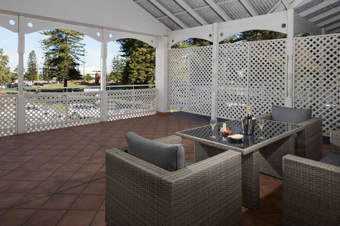 Esplanade Hotel Fremantle - By Rydges - Tourism Guide 5