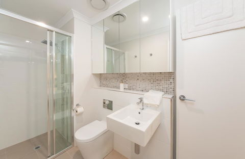 Yaran Suites - Tourism Guide 15