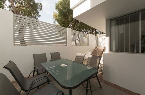 Yaran Suites - Tourism Guide 21