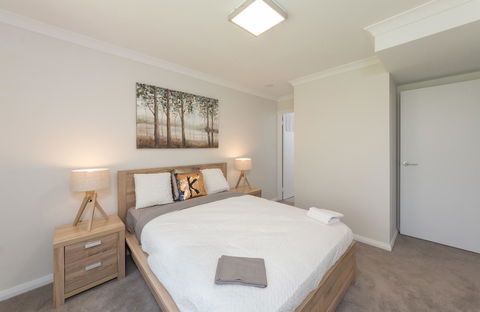 Yaran Suites - Tourism Guide 11