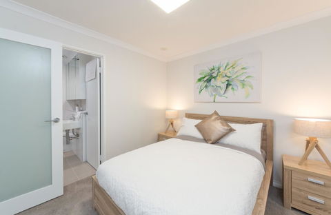 Yaran Suites - Tourism Guide 17