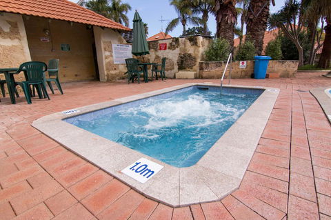 Mandurah Family Resort - Tourism Guide 26