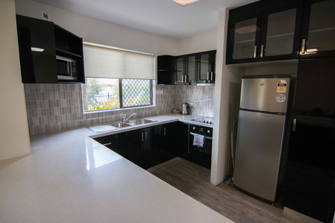 Mandurah Family Resort - Tourism Guide 33