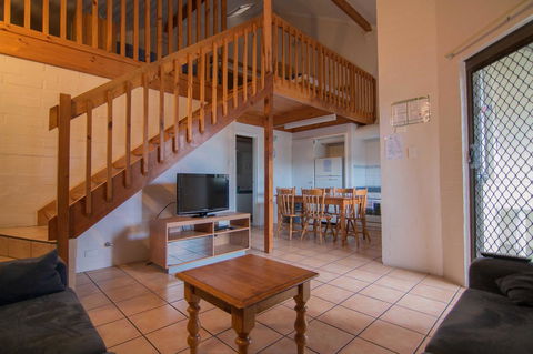 Mandurah Family Resort - Tourism Guide 44