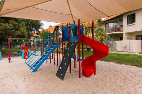 Mandurah Family Resort - Tourism Guide 31