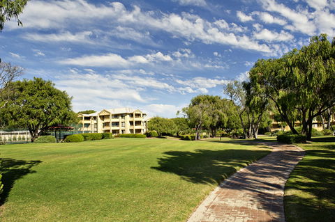 Abbey Beach Resort - Travel Agents 37