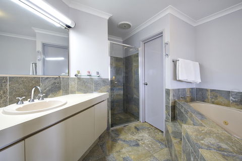 Abbey Beach Resort - Travel Agents 19