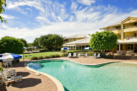 Abbey Beach Resort - Travel Agents 7