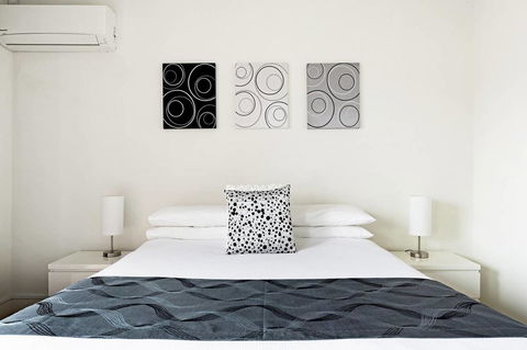 Parklane Apartments - Travel Search 39