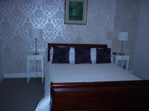 Parklane Apartments - Travel Search 32