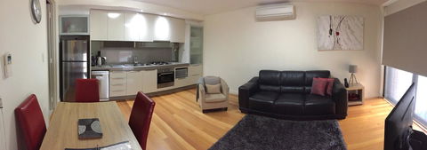 Parklane Apartments - Travel Search 14