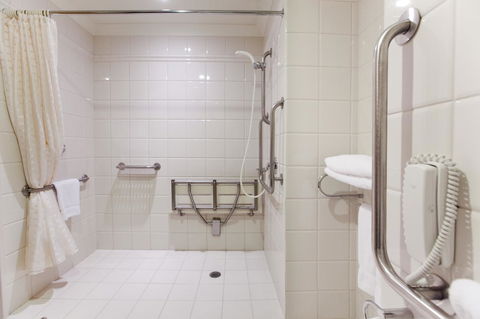 Duxton Hotel Perth - Tourism Guide 4