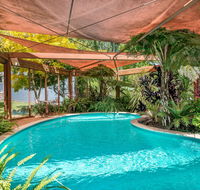 Chimes Spa Retreat - Travel Agents