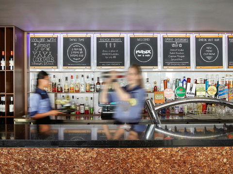 Ibis Perth - Travel Agents 39