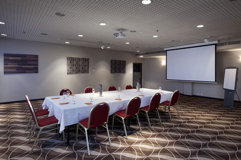 Ibis Perth - Travel Agents 38