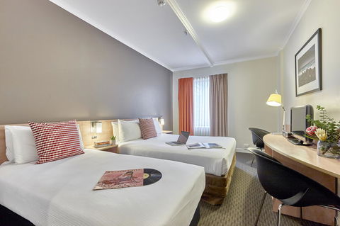 Ibis Perth - Travel Agents 8