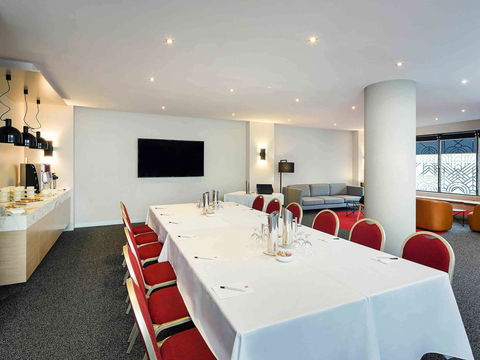 Ibis Perth - Travel Agents 41