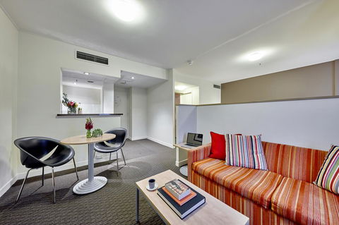 Ibis Perth - Travel Agents 3
