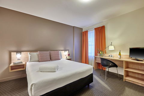 Ibis Perth - Travel Agents 5